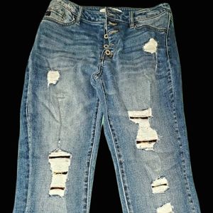 KanCan 7/27 cheetah skinny jeans